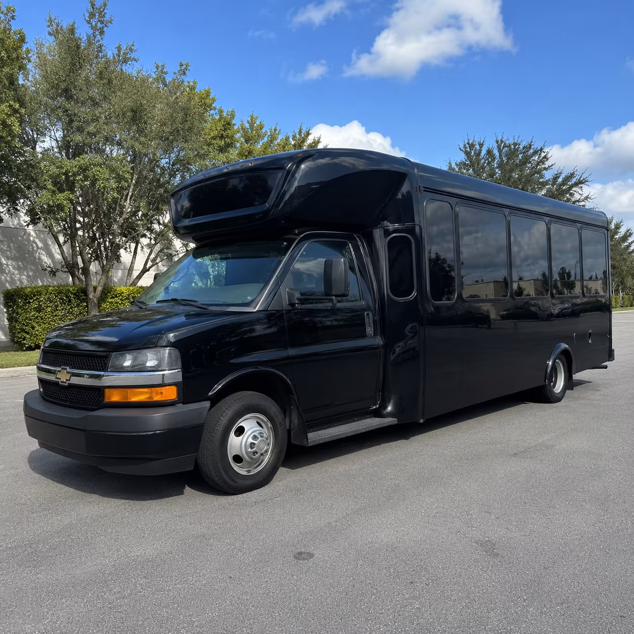 Daytona Beach Birthday, Sweet 16, & Quinceañera Transportation party bus interior