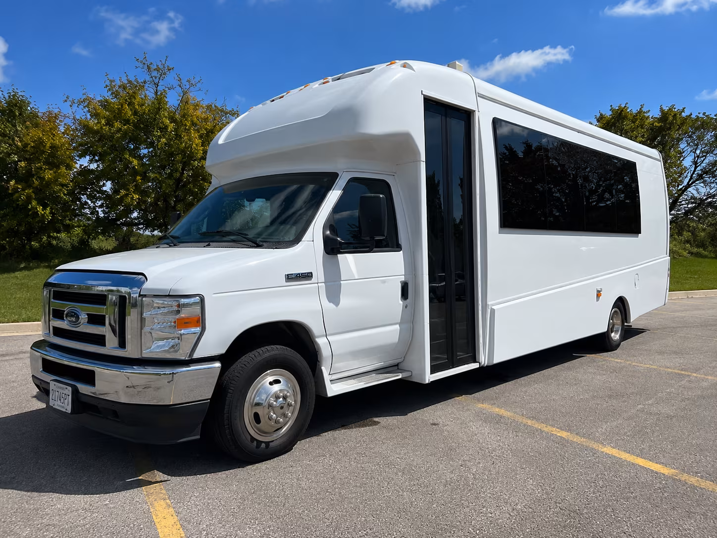 Daytona Beach Winery Tour & Pub Crawl Transportation party bus exterior