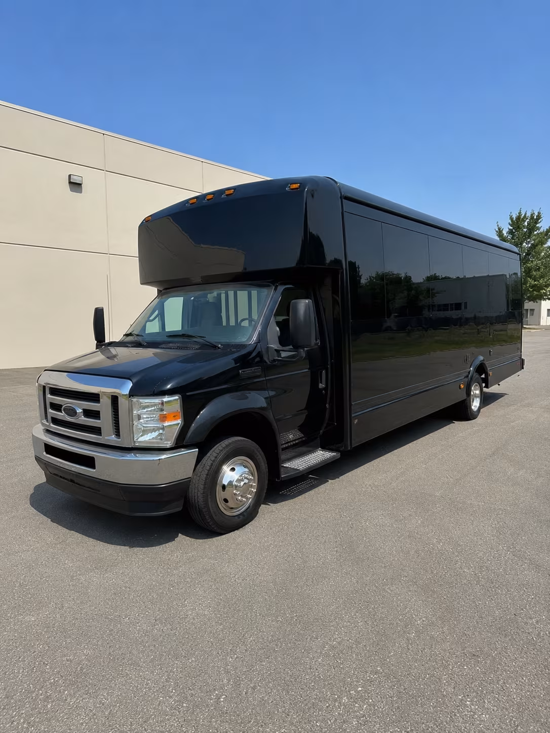 Deltona Winery Tour & Pub Crawl Transportation