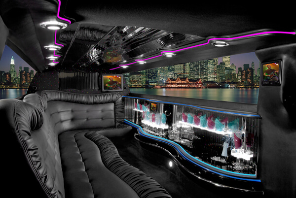 chrysler 300 limo rental Lakeland interior